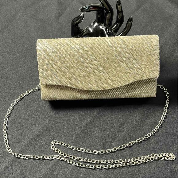 Stunning Tan Purse - Picture 1 of 7